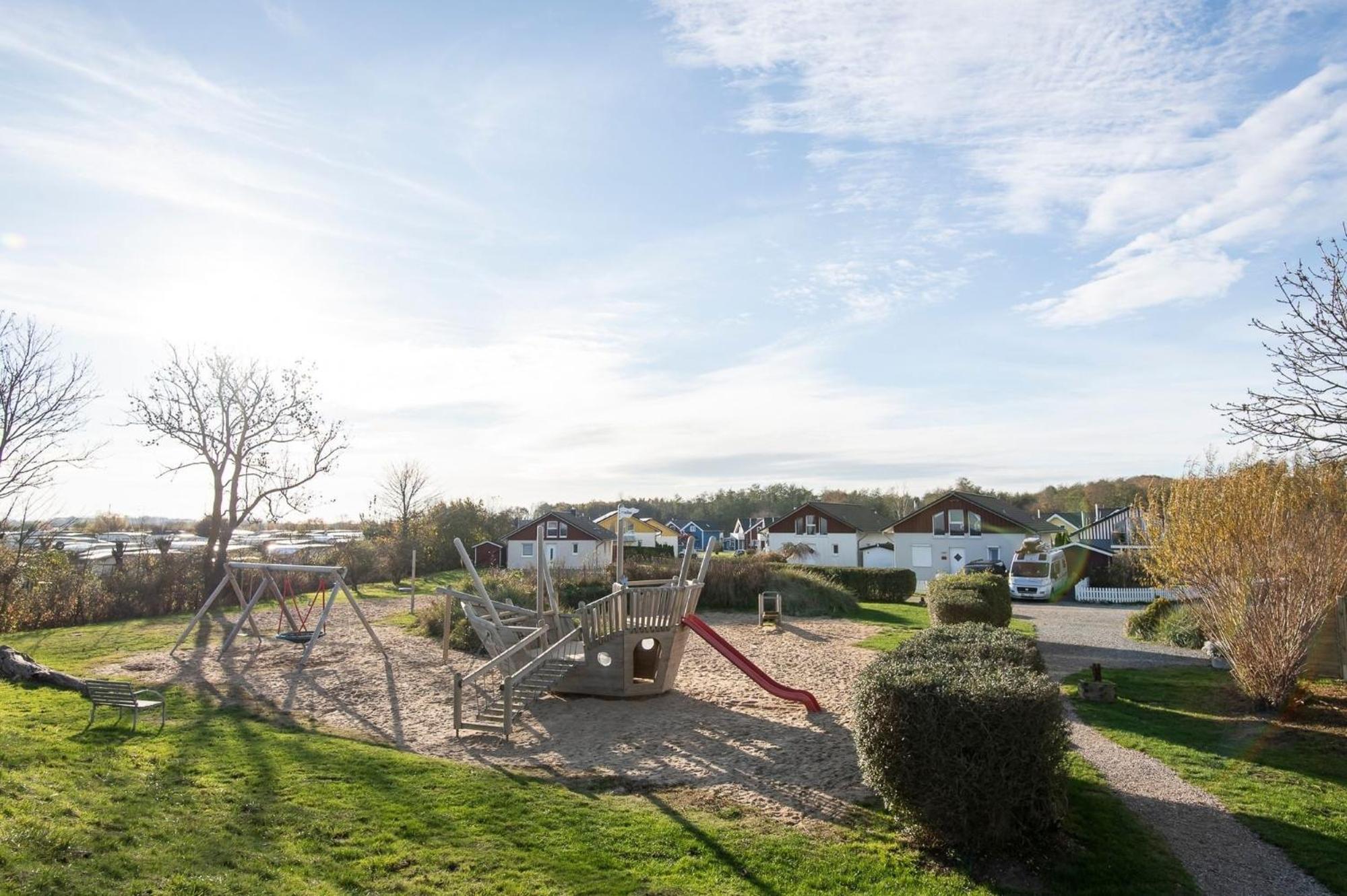 Seepark Suessau Ferienhaus Seerose 3 Esterno foto